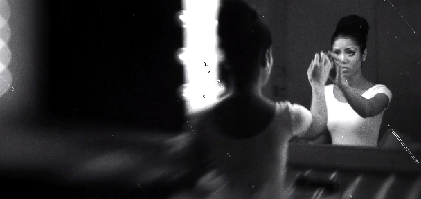 Jhené Aiko est introspective dans “Mirrors”